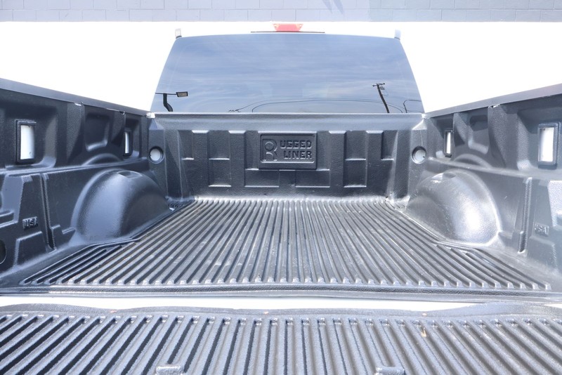 Ford F-150 Vehicle Full-screen Gallery Image 08