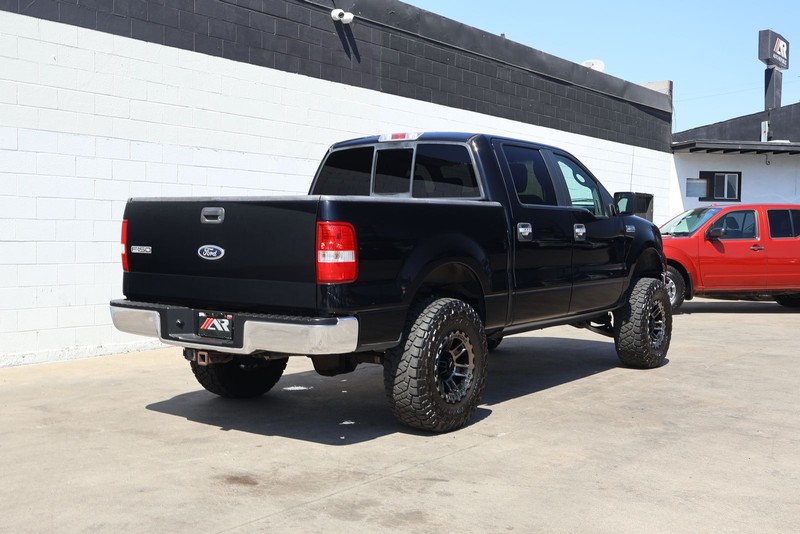 Ford F-150 Vehicle Full-screen Gallery Image 05