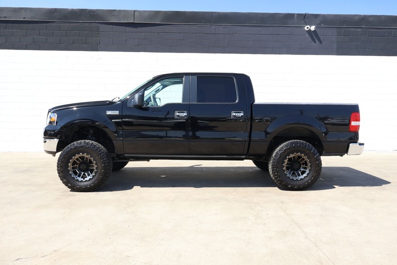 Ford F-150 Vehicle Full-screen Gallery Image 10