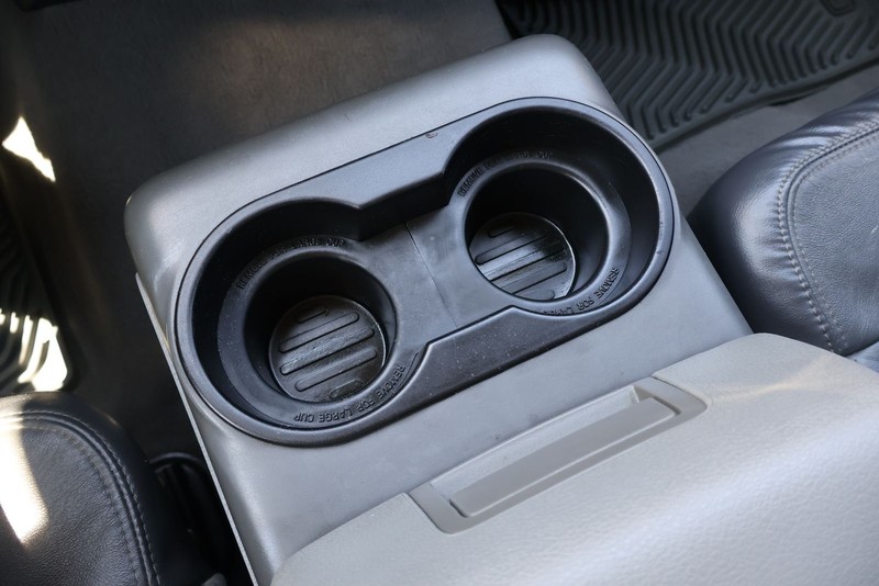 Ford F-150 Vehicle Full-screen Gallery Image 30