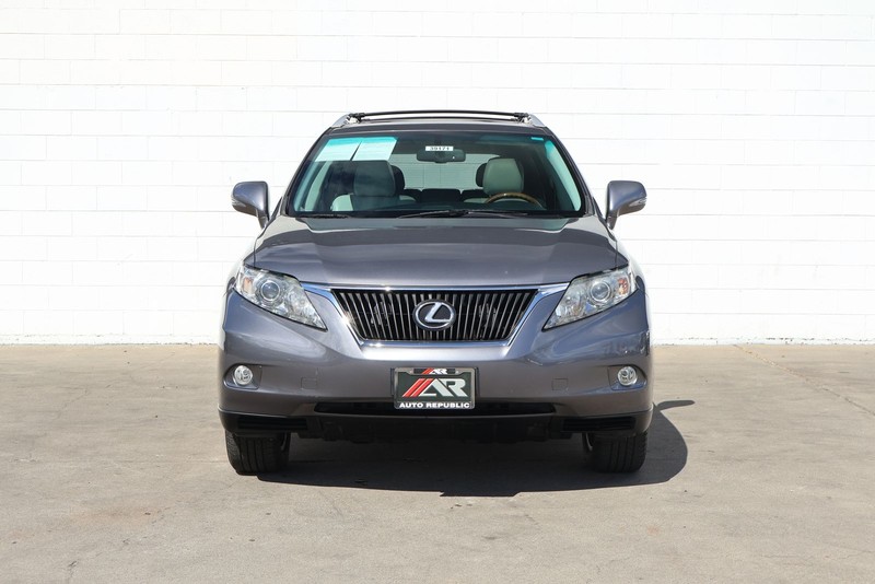 Lexus RX 350 Vehicle Full-screen Gallery Image 02