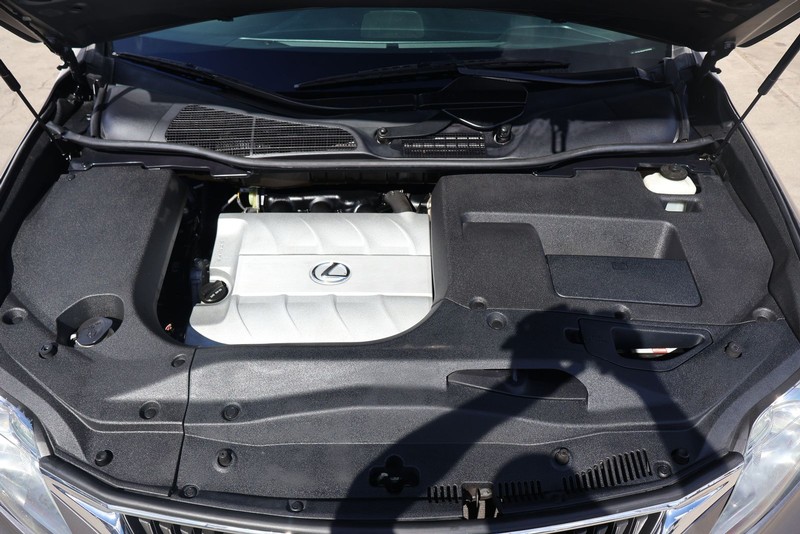 Lexus RX 350 Vehicle Full-screen Gallery Image 13