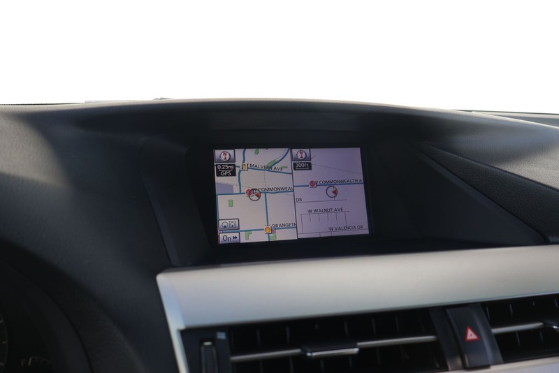 Lexus RX 350 Vehicle Full-screen Gallery Image 30