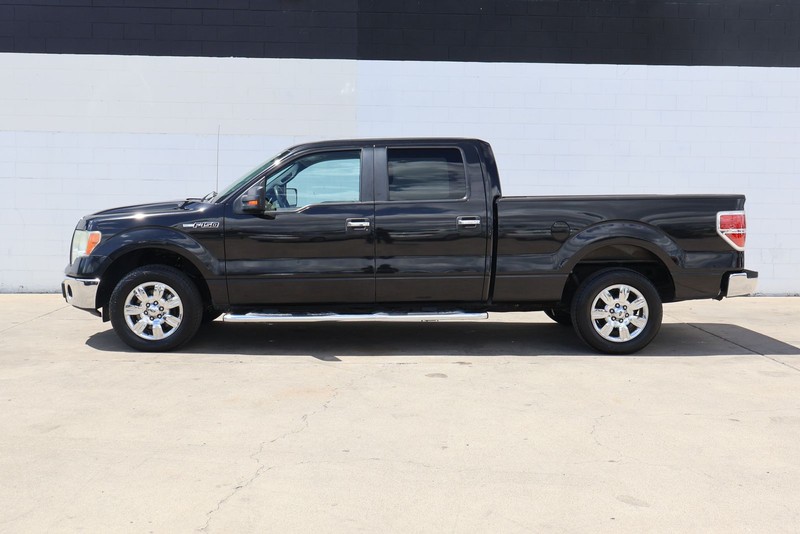 Ford F-150 Vehicle Full-screen Gallery Image 10