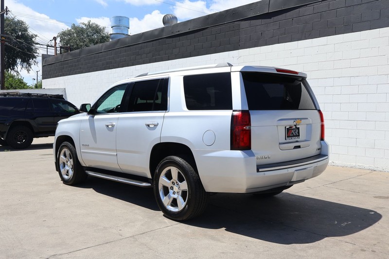 Chevrolet Tahoe Vehicle Full-screen Gallery Image 09