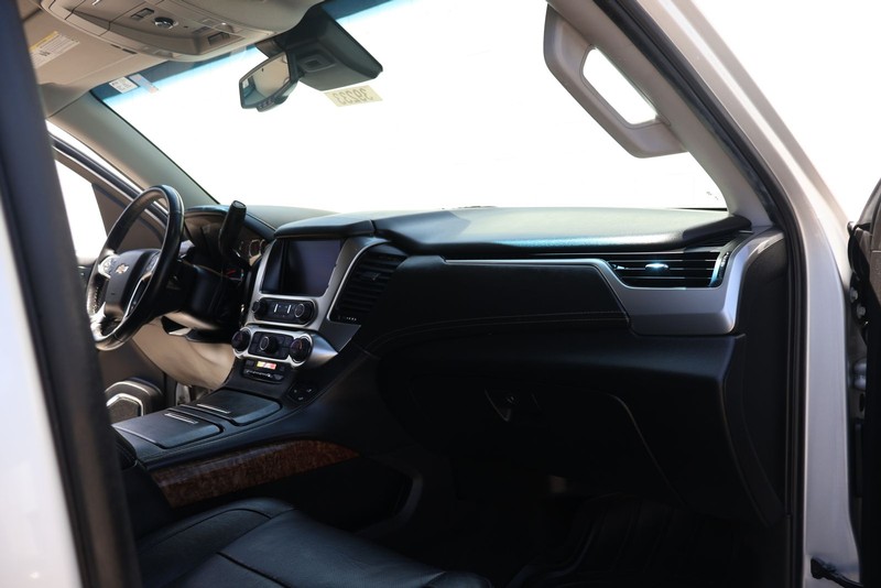 Chevrolet Tahoe Vehicle Full-screen Gallery Image 18
