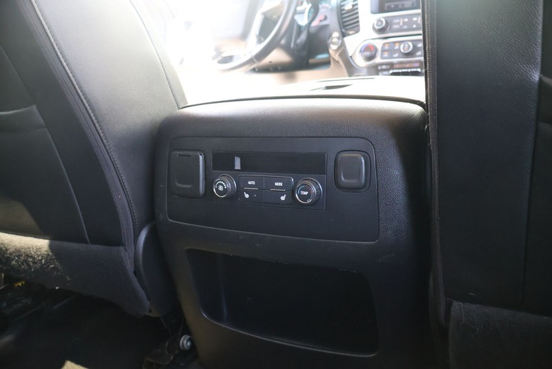 Chevrolet Tahoe Vehicle Full-screen Gallery Image 22