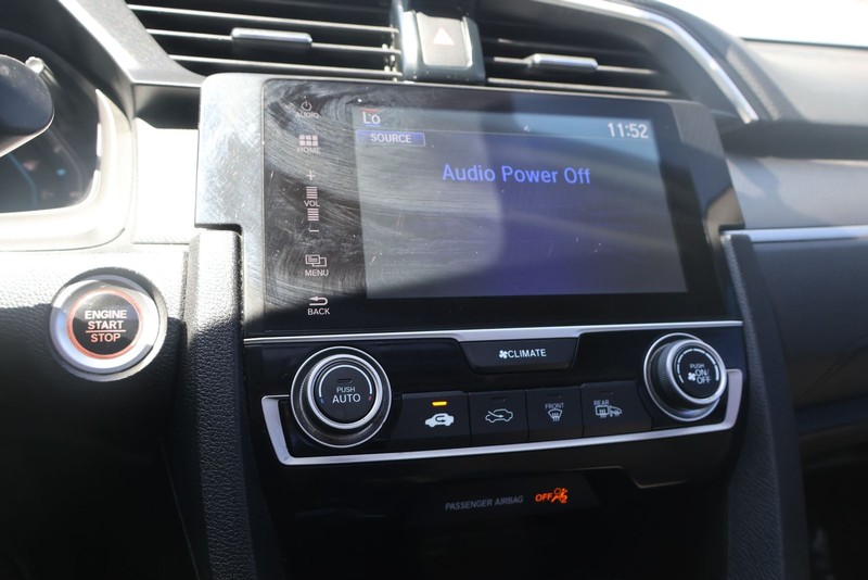 Honda Civic Sedan Vehicle Full-screen Gallery Image 27