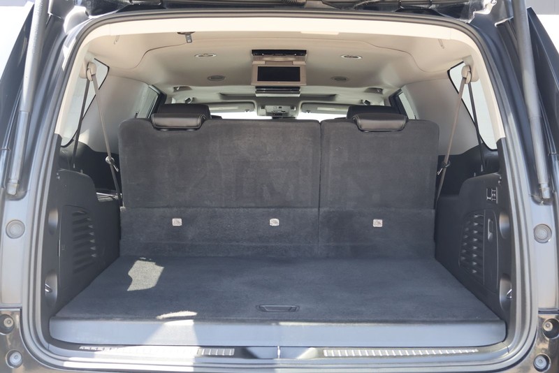 GMC Yukon XL Vehicle Full-screen Gallery Image 08