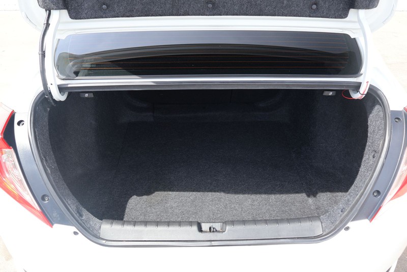 Honda Civic Sedan Vehicle Full-screen Gallery Image 08