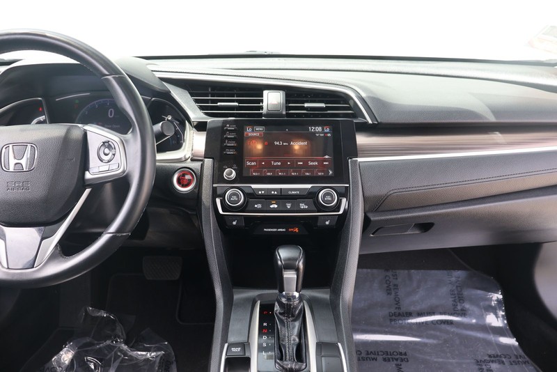 Honda Civic Sedan Vehicle Full-screen Gallery Image 26