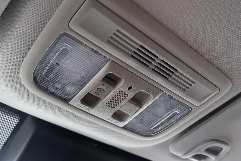 Honda Civic Sedan Vehicle Full-screen Gallery Image 31