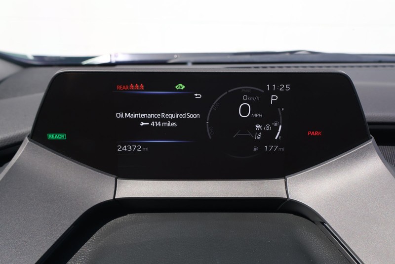 Toyota Prius Vehicle Full-screen Gallery Image 22