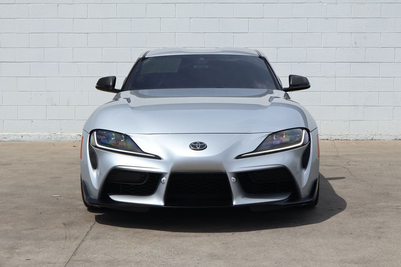 Toyota GR Supra Vehicle Full-screen Gallery Image 02