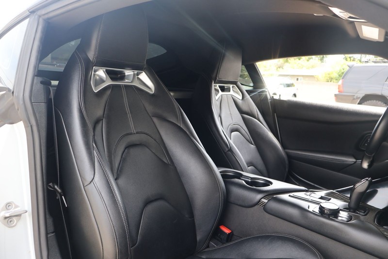 Toyota GR Supra Vehicle Full-screen Gallery Image 19