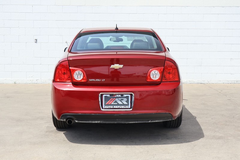 Chevrolet Malibu Vehicle Full-screen Gallery Image 06