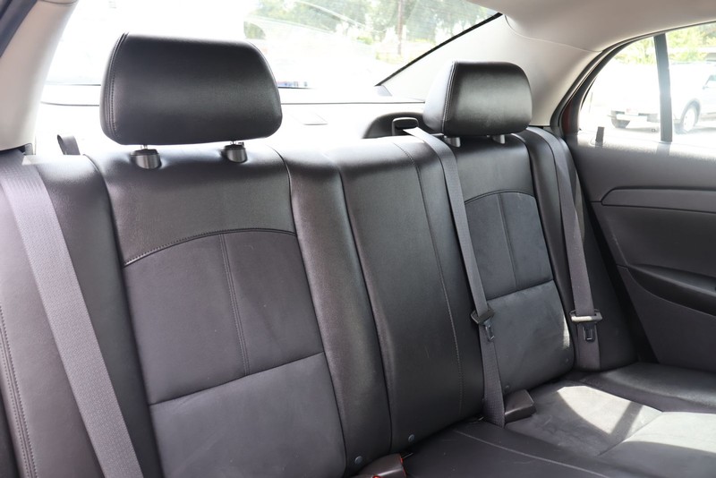 Chevrolet Malibu Vehicle Full-screen Gallery Image 19