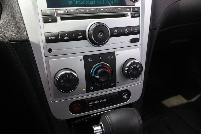 Chevrolet Malibu Vehicle Full-screen Gallery Image 27