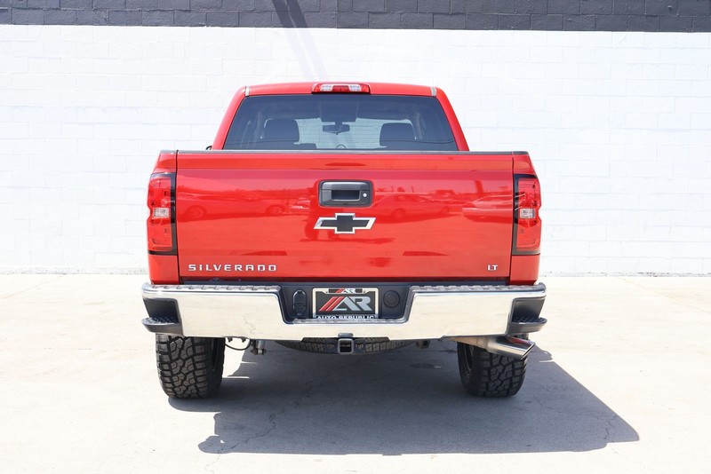 Chevrolet Silverado 1500 Vehicle Full-screen Gallery Image 06