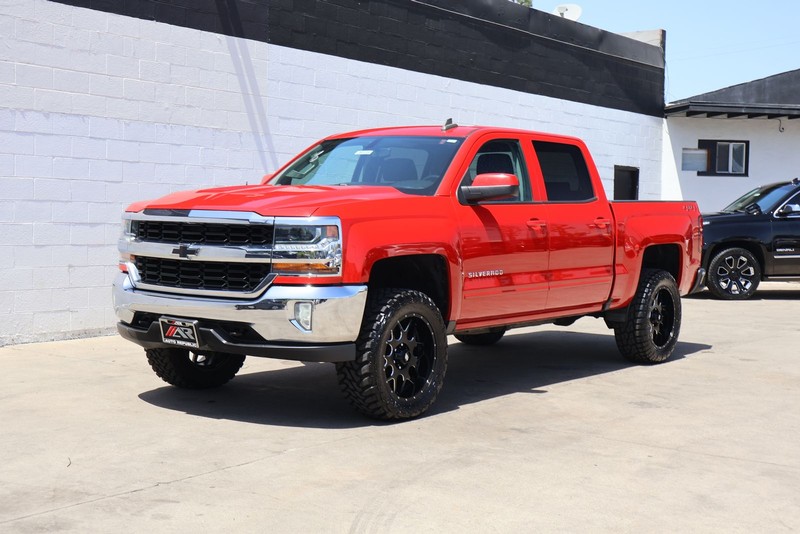 Chevrolet Silverado 1500 Vehicle Full-screen Gallery Image 11