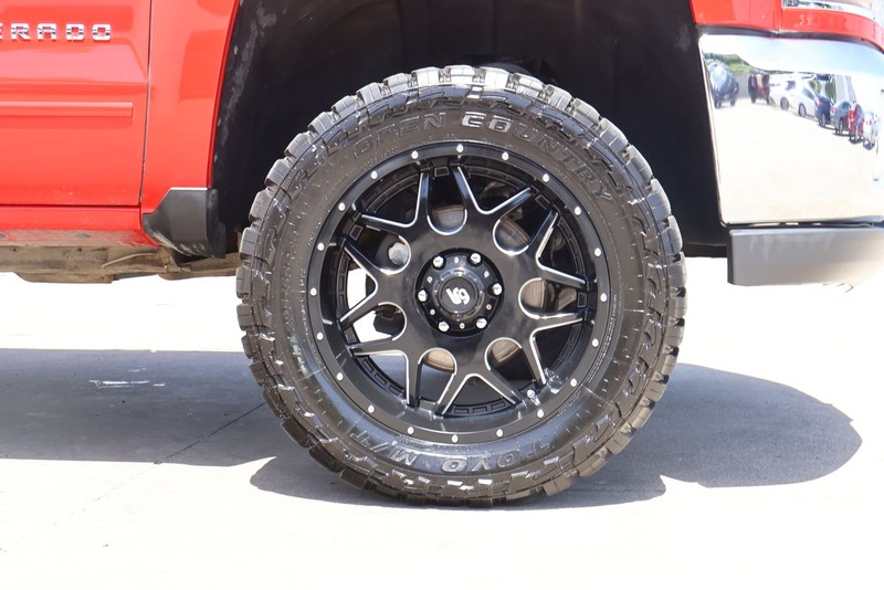 Chevrolet Silverado 1500 Vehicle Full-screen Gallery Image 13