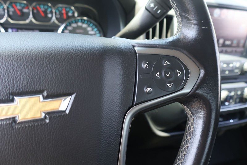 Chevrolet Silverado 1500 Vehicle Full-screen Gallery Image 25