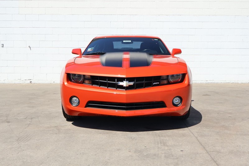 Chevrolet Camaro Vehicle Full-screen Gallery Image 02