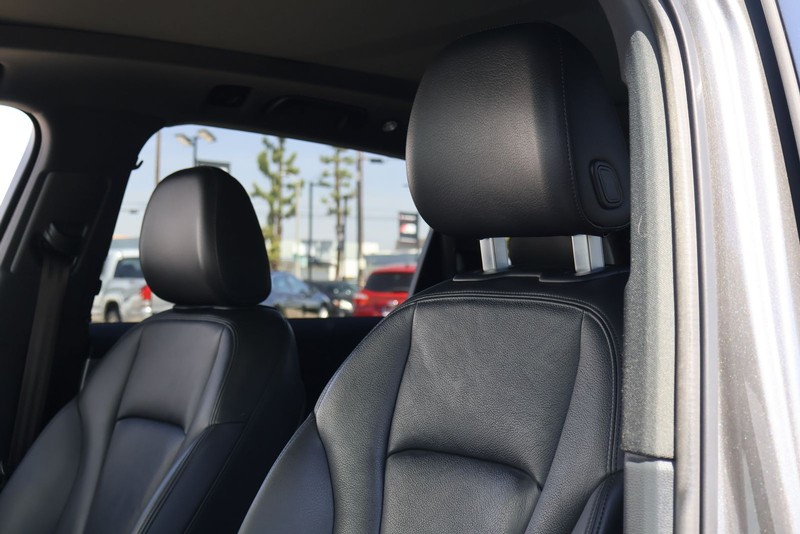 Audi Q7 Vehicle Full-screen Gallery Image 17