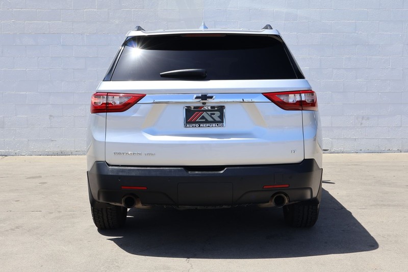 Chevrolet Traverse Vehicle Full-screen Gallery Image 06