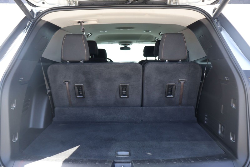 Chevrolet Traverse Vehicle Full-screen Gallery Image 08