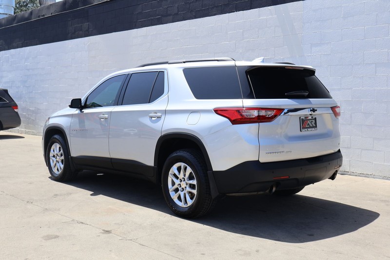 Chevrolet Traverse Vehicle Full-screen Gallery Image 10