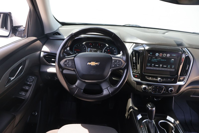 Chevrolet Traverse Vehicle Full-screen Gallery Image 26