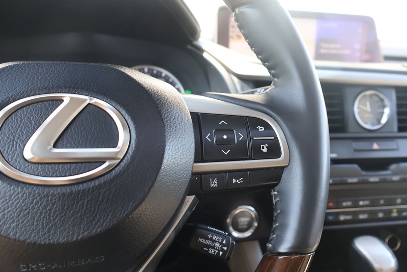 Lexus RX 350 Vehicle Full-screen Gallery Image 26