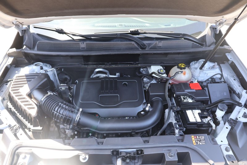 GMC Acadia Vehicle Full-screen Gallery Image 12