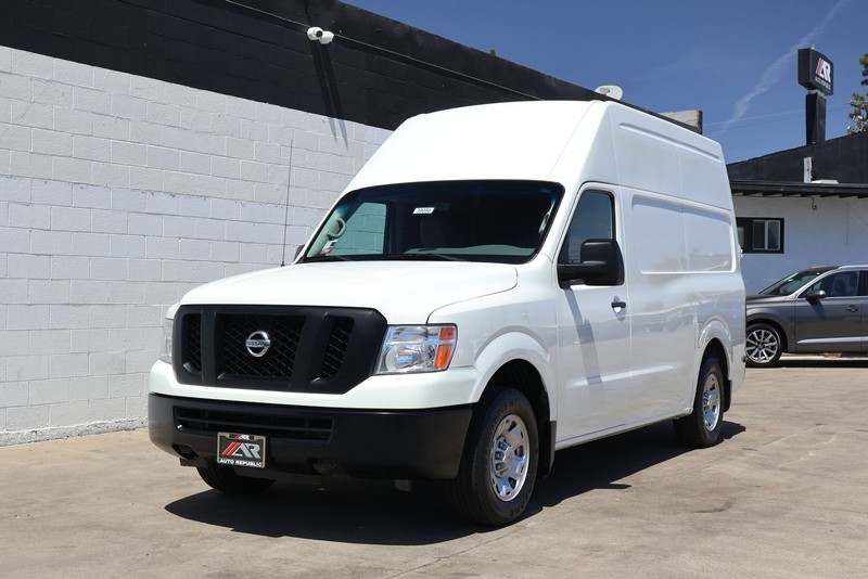 Nissan NV Cargo Vehicle Full-screen Gallery Image 11