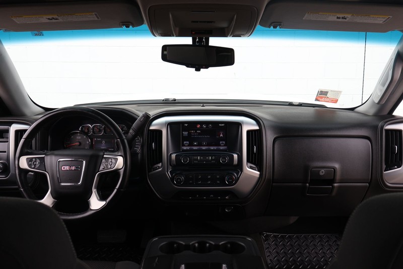 GMC Sierra 1500 Vehicle Full-screen Gallery Image 21