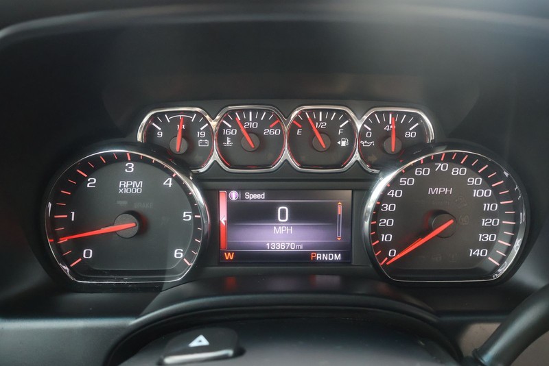 GMC Sierra 1500 Vehicle Full-screen Gallery Image 22