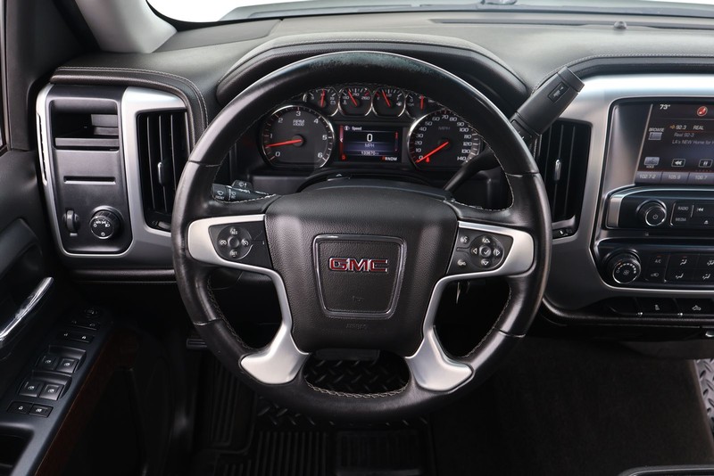 GMC Sierra 1500 Vehicle Full-screen Gallery Image 23
