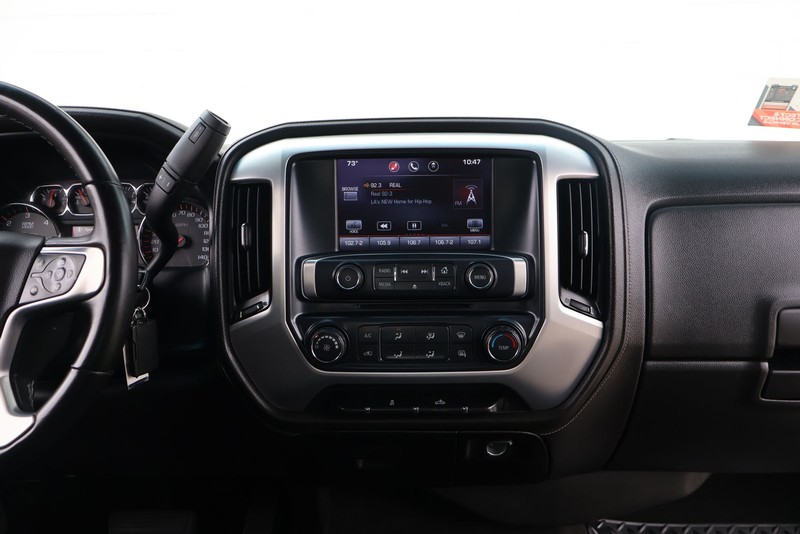 GMC Sierra 1500 Vehicle Full-screen Gallery Image 26