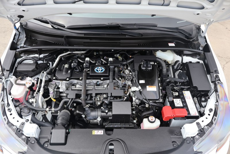 Toyota Corolla Hybrid Vehicle Full-screen Gallery Image 12