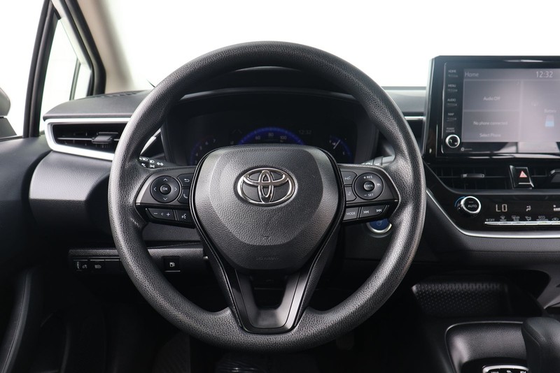 Toyota Corolla Hybrid Vehicle Full-screen Gallery Image 23