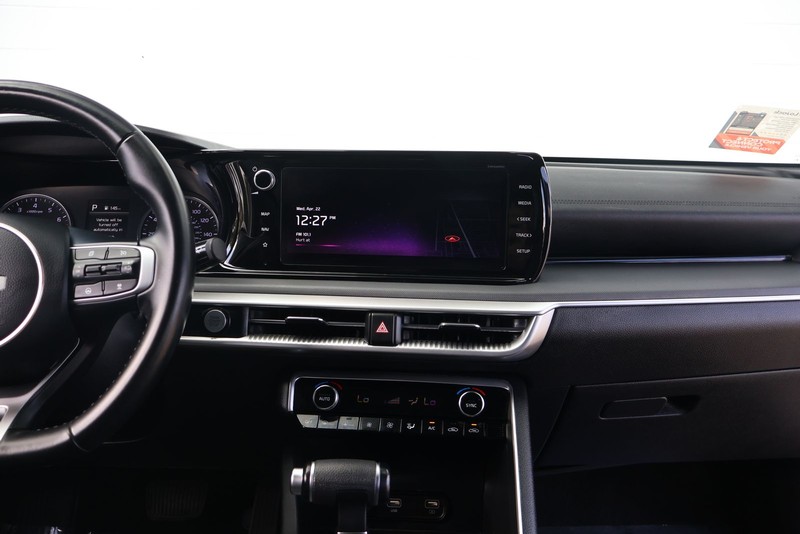 Kia K5 Vehicle Full-screen Gallery Image 26