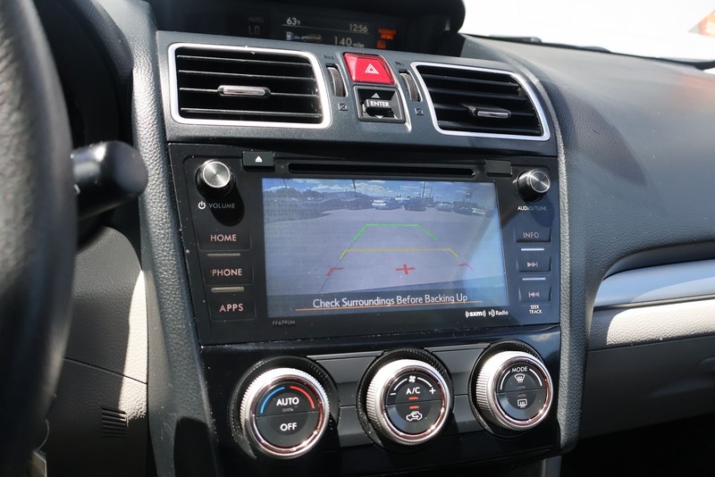 Subaru Forester Vehicle Full-screen Gallery Image 29