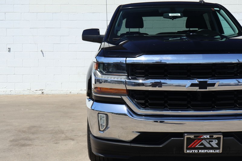 Chevrolet Silverado 1500 Vehicle Full-screen Gallery Image 04