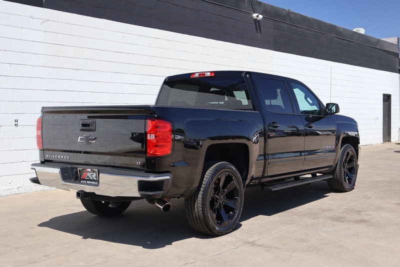 Chevrolet Silverado 1500 Vehicle Full-screen Gallery Image 05