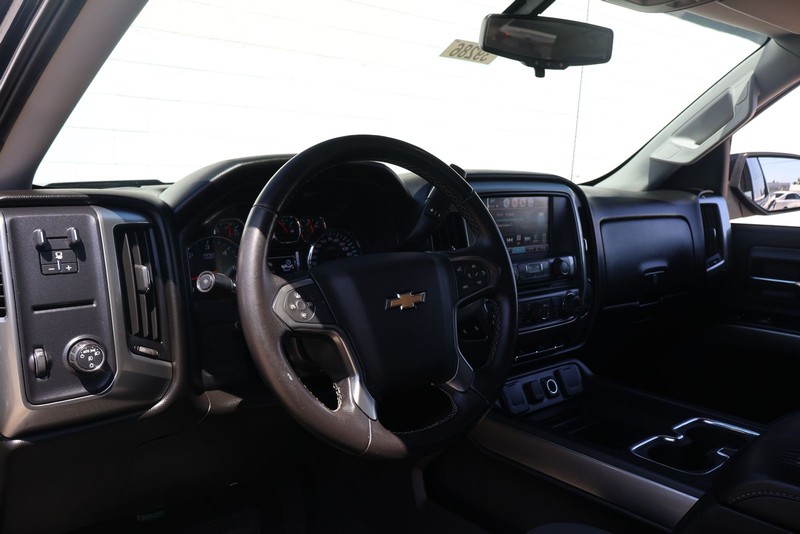 Chevrolet Silverado 1500 Vehicle Full-screen Gallery Image 15