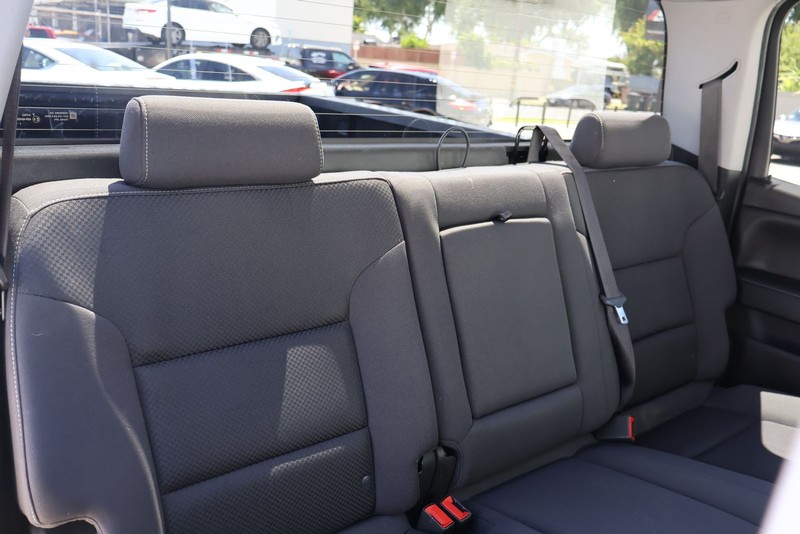 Chevrolet Silverado 1500 Vehicle Full-screen Gallery Image 20