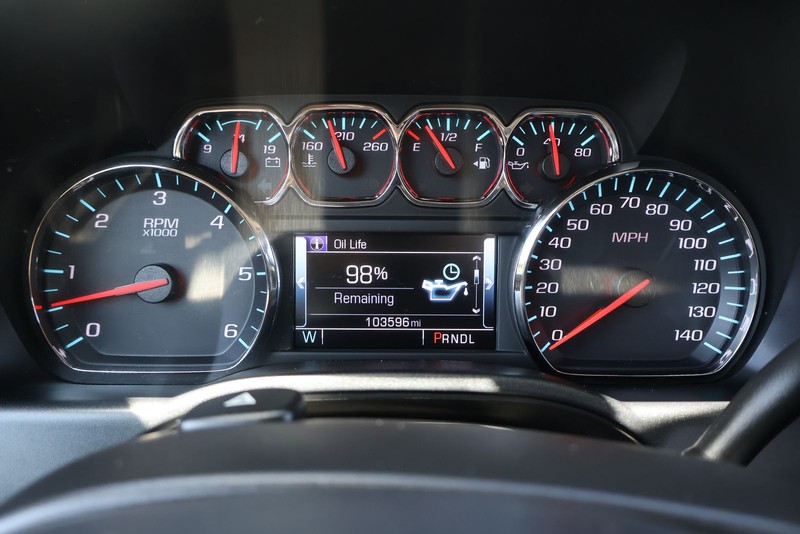 Chevrolet Silverado 1500 Vehicle Full-screen Gallery Image 22