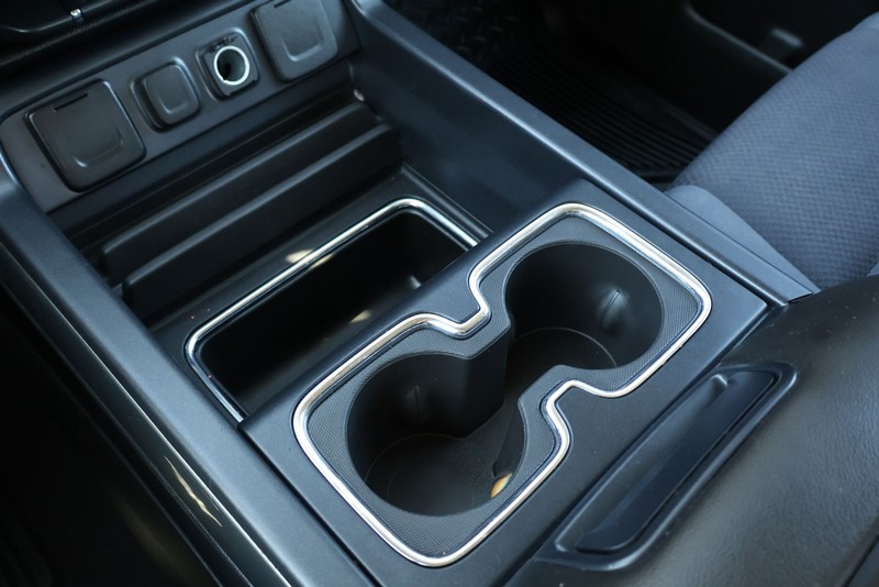 Chevrolet Silverado 1500 Vehicle Full-screen Gallery Image 30