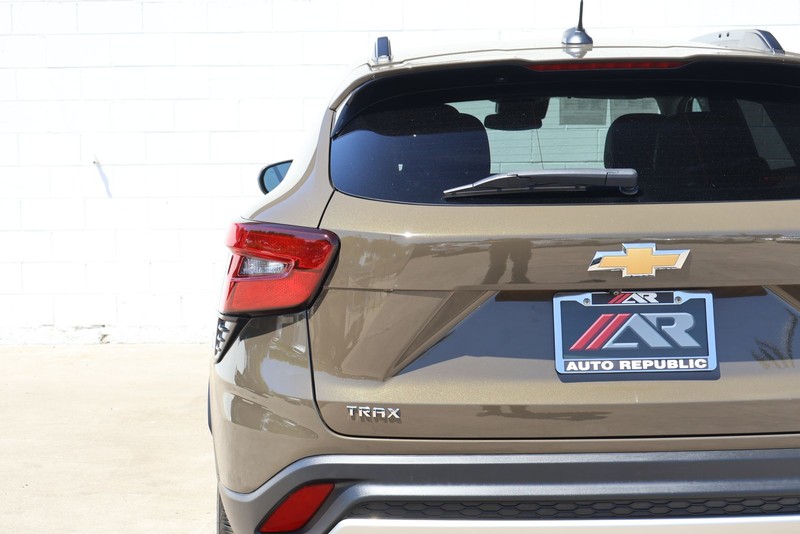 Chevrolet Trax Vehicle Full-screen Gallery Image 07